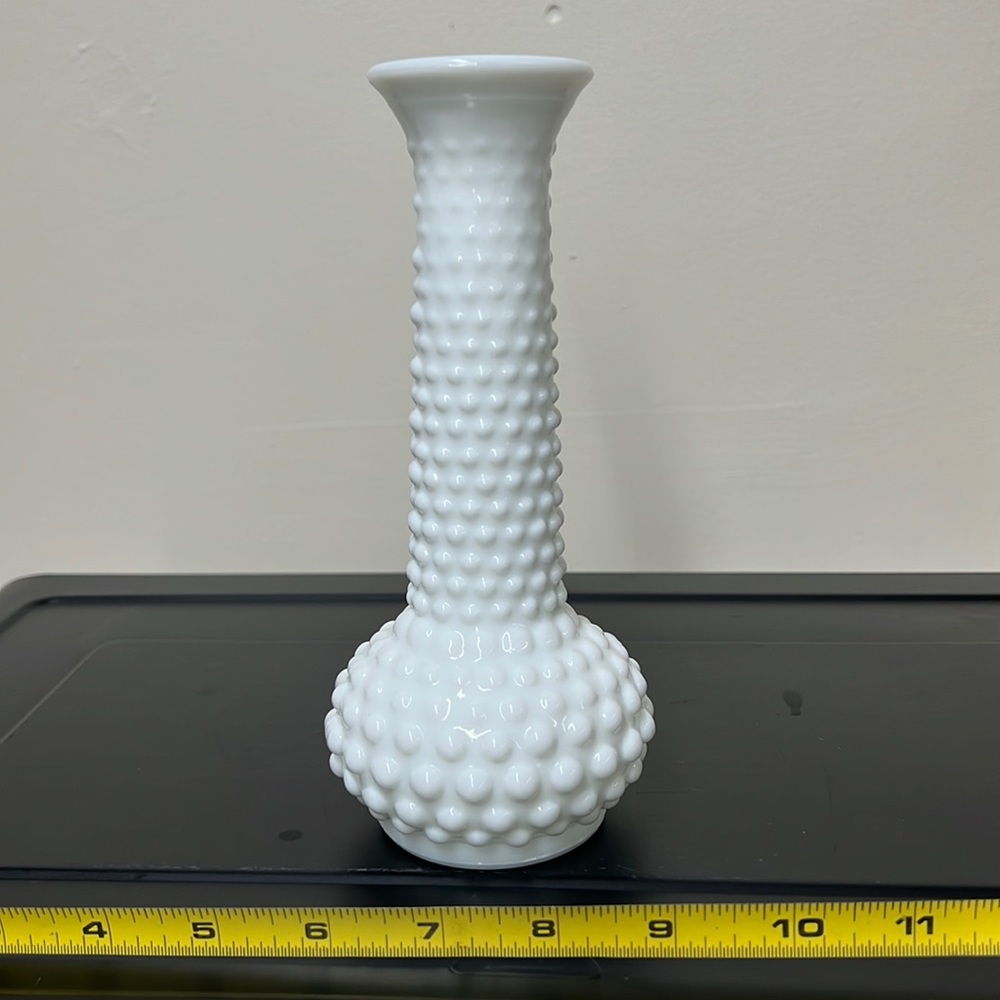 Mille White Glass Long Neck Vase